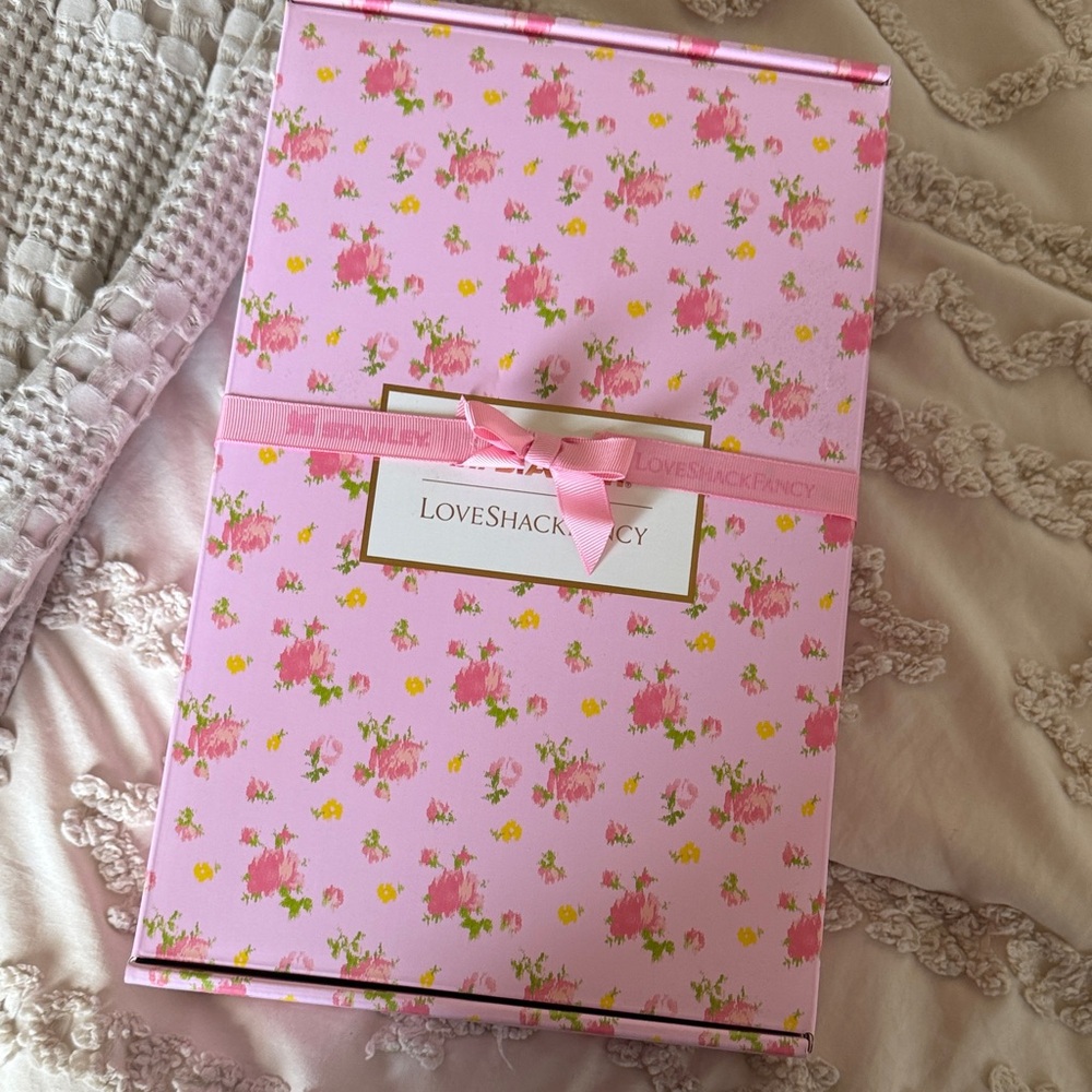 LoveShackFancy 20 oz tumbler